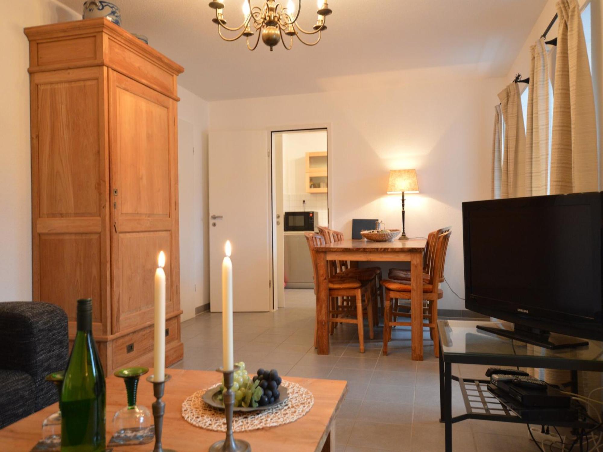 A Modern Holiday Home By The River Mosel Мозелкерн Екстериор снимка