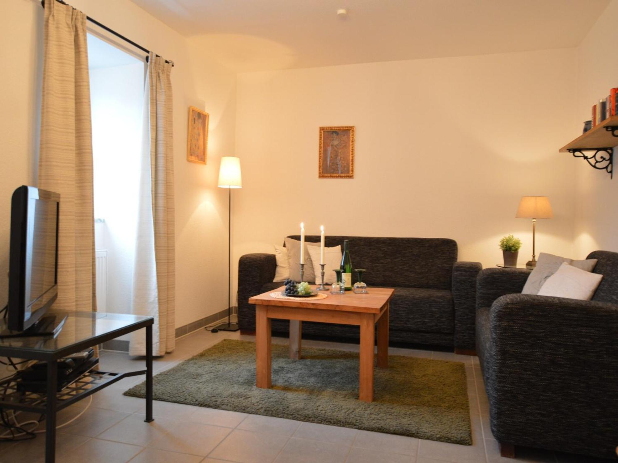 A Modern Holiday Home By The River Mosel Мозелкерн Екстериор снимка